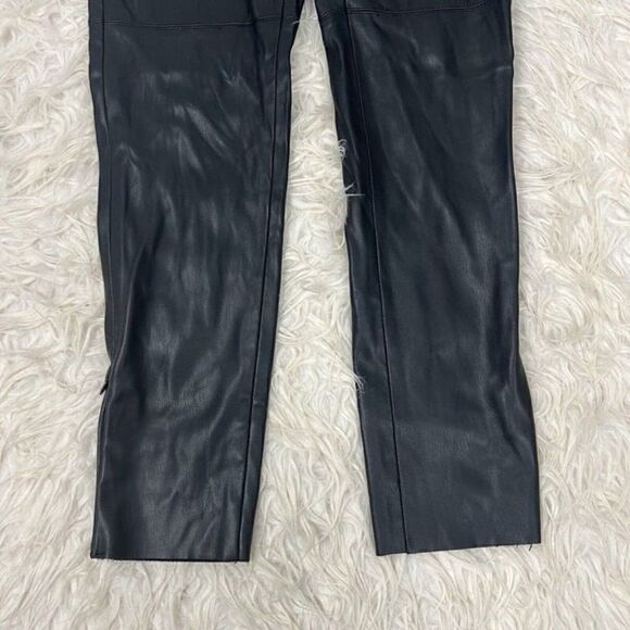 Zara Women’s Black Faux Leather Skinny Pants Casual Size Medium Stretch Mid Rise - Picture 9 of 11